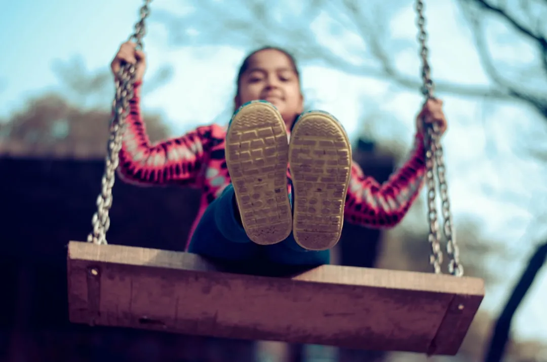 Эффективность вмешательств при суицидальных мыслях и самоповреждениях у детей и подростков: мета-анализ