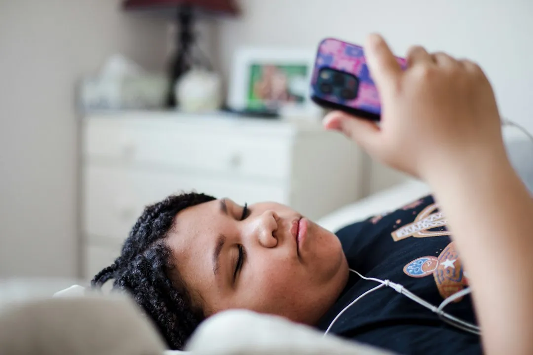 How Social Media Affects Autistic Youth – What Parents Need to Know