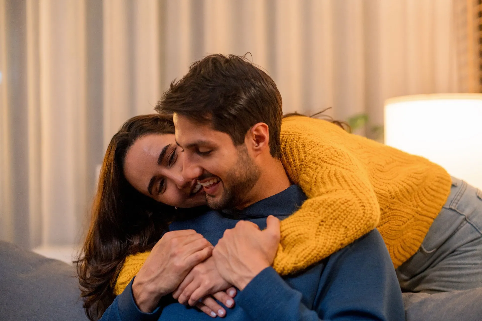 эмоционально связанная пара