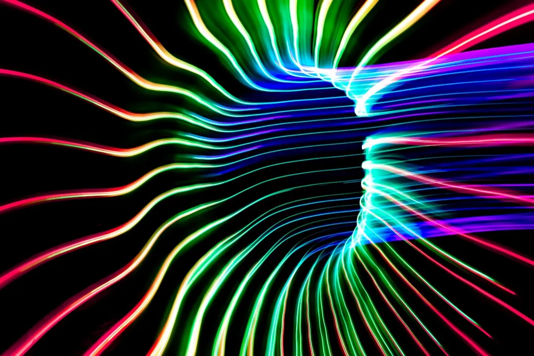 Как сенсомоторная память влияет на движения, но не на осязание: исследование