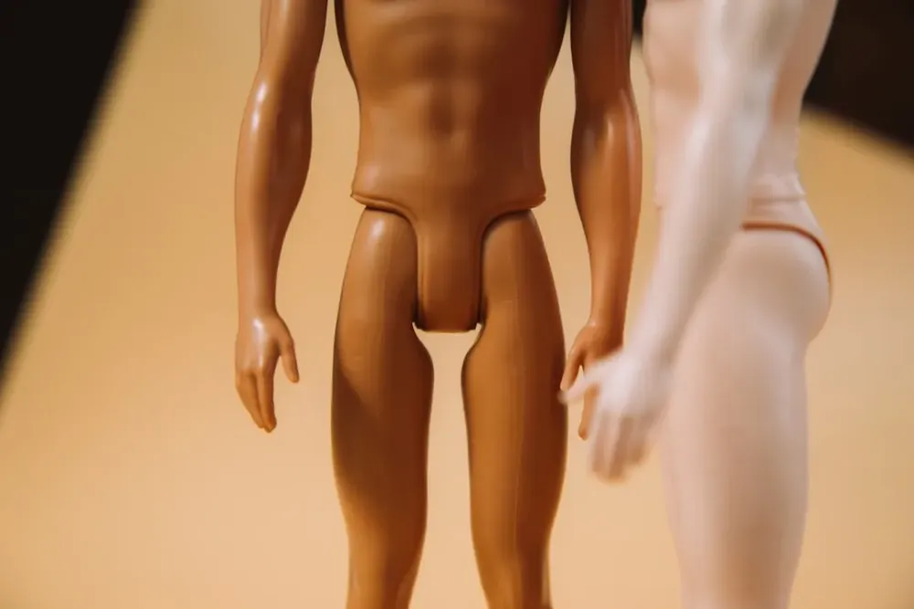 Связь представлений о теле с контролем осанки: влияние половых различий