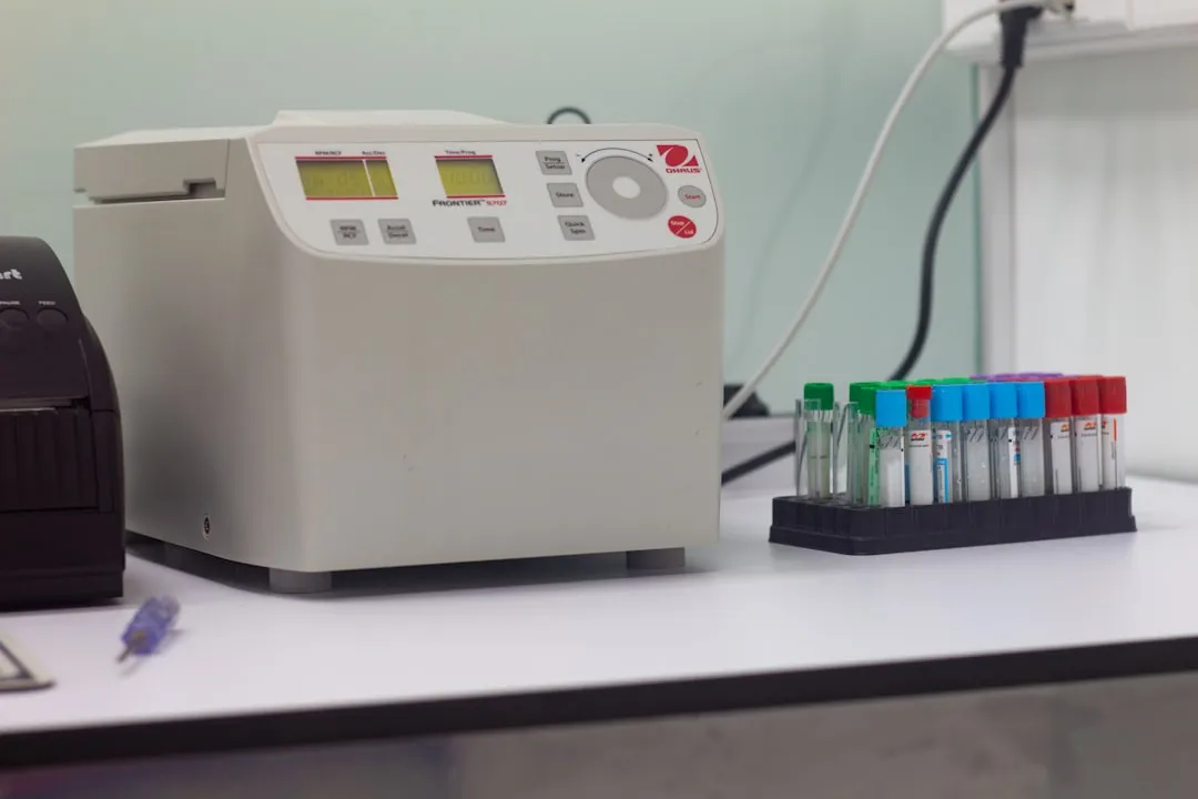 Влияние занятости во время пауз между заданиями на микро-достижения в обучении моторике